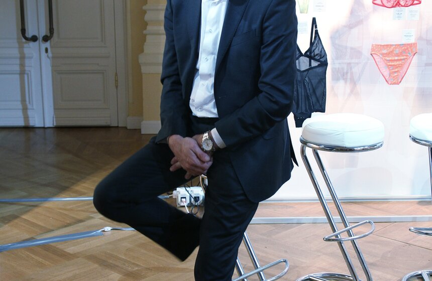 В ГУМе открылась выставка французского нижнего белья 21 фото