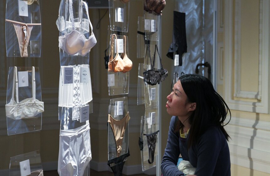 В ГУМе открылась выставка французского нижнего белья 18 фото