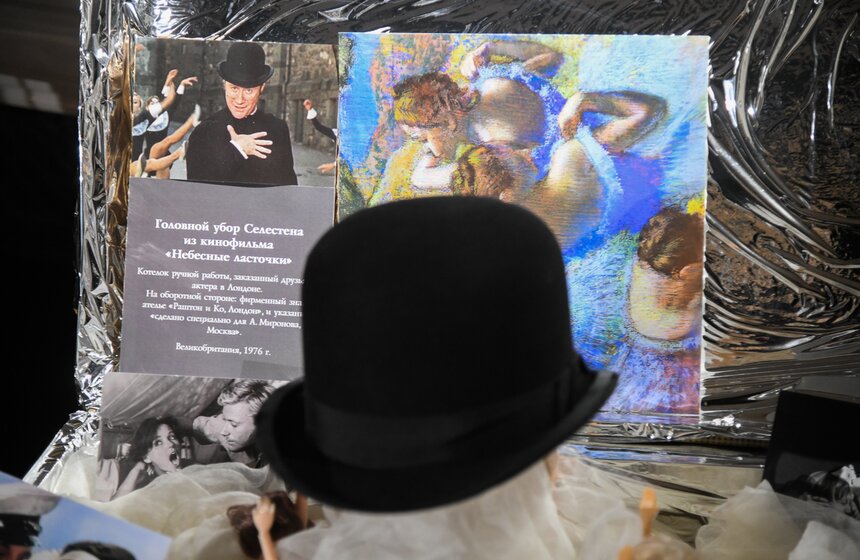 В "Геликон-опере" открылась выставка "Гримерка Андрея Миронова" к 80-летию артиста 11 фото