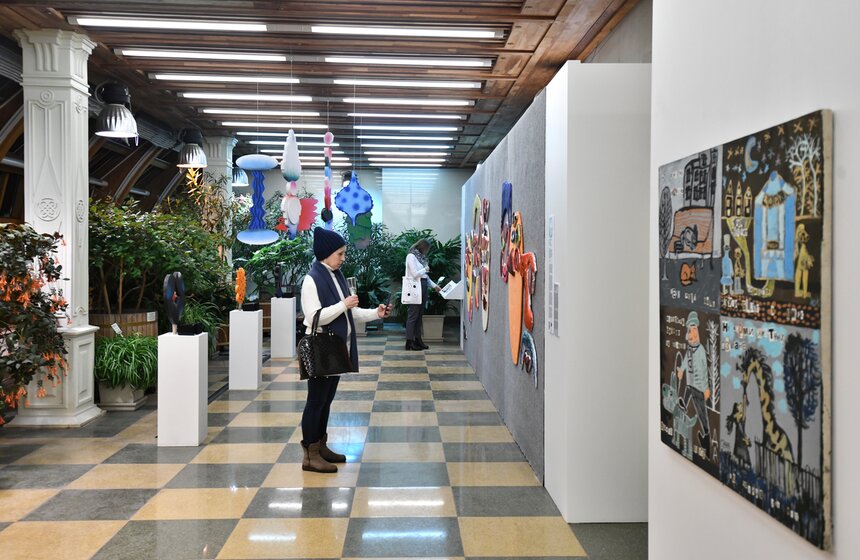 В музее-заповеднике "Царицыно" открылась выставка "Искусство быть рядом" 16 фото