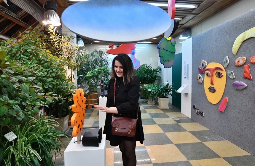 В музее-заповеднике "Царицыно" открылась выставка "Искусство быть рядом" 19 фото