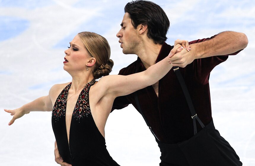 Кэйтлин Уэвер и Эндрю Поже (Канада)