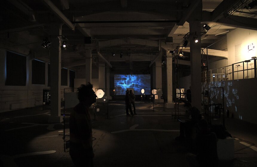 На "Фабрике" открылась интерактивная выставка-лаборатория GAKhN DISPLACED 11 фото