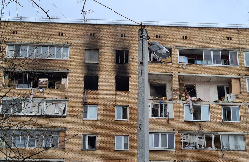 Взрыв произошел в жилом доме в Химках 7 фото