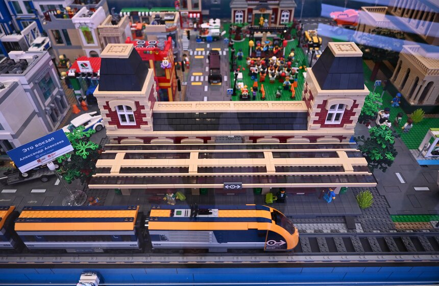 В павильоне МЦД открылась выставка "Город будущего" 10 фото