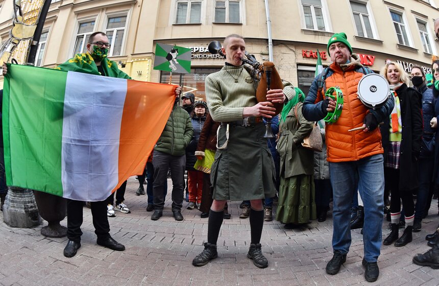 Парад ко Дню святого Патрика прошел в Москве 1 фото