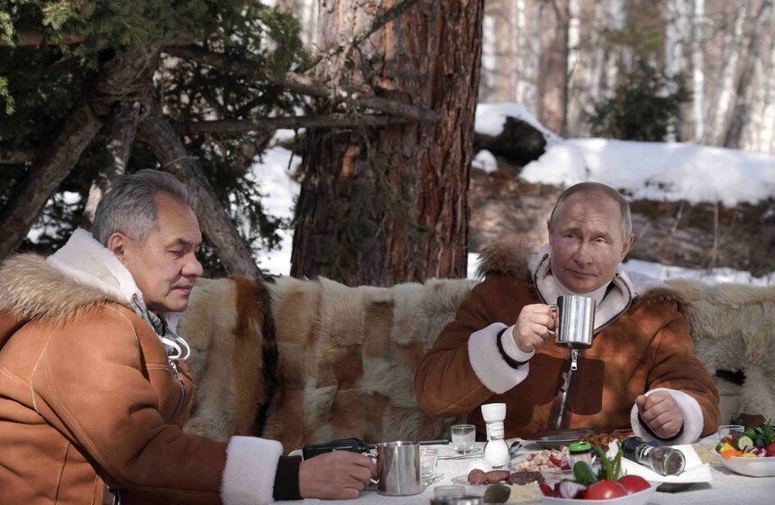 Путин и Шойгу провели выходные в Сибири 6 фото