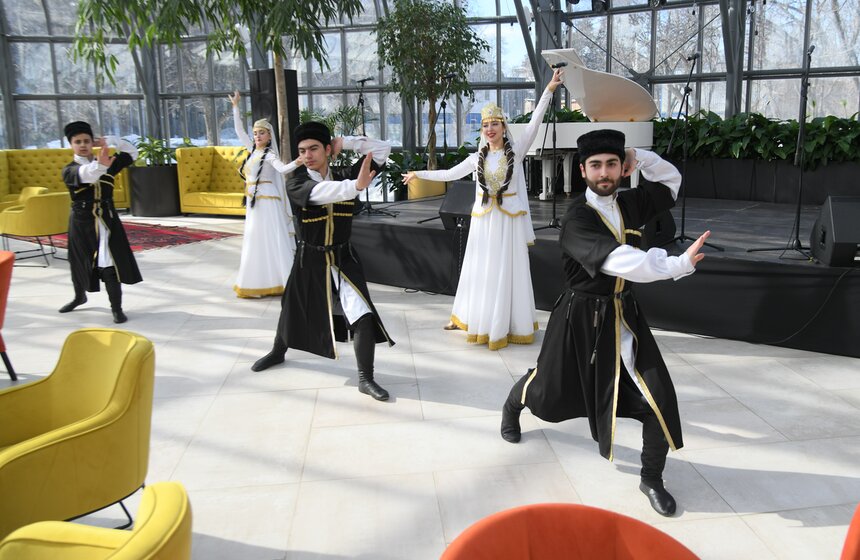 На ВДНХ состоялось празднование Навруза 17 фото