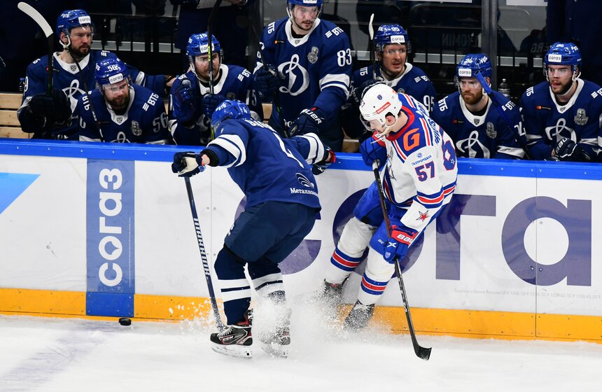 Московское "Динамо" потерпело третье поражение от СКА в Кубке Гагарина 21 фото