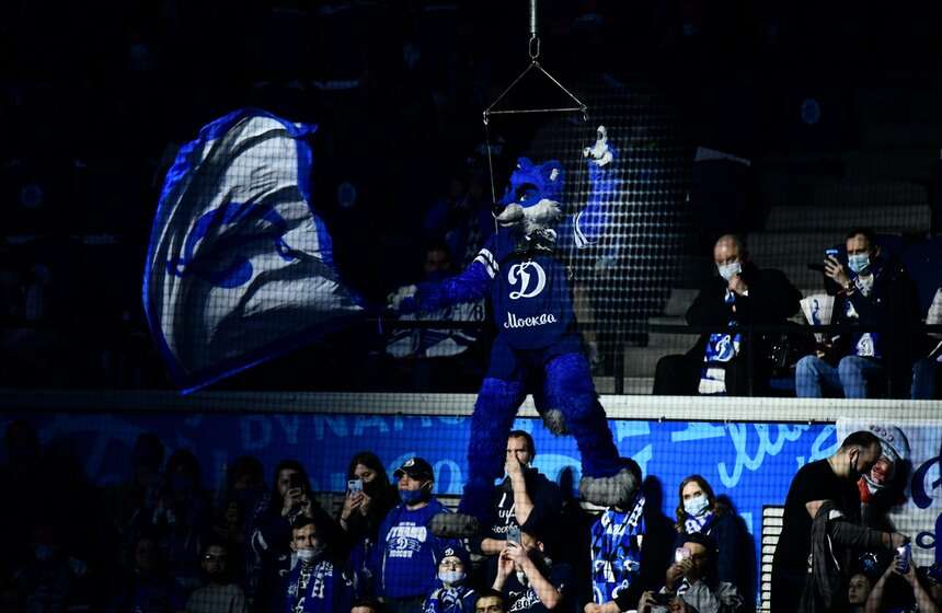 Московское "Динамо" потерпело третье поражение от СКА в Кубке Гагарина 1 фото