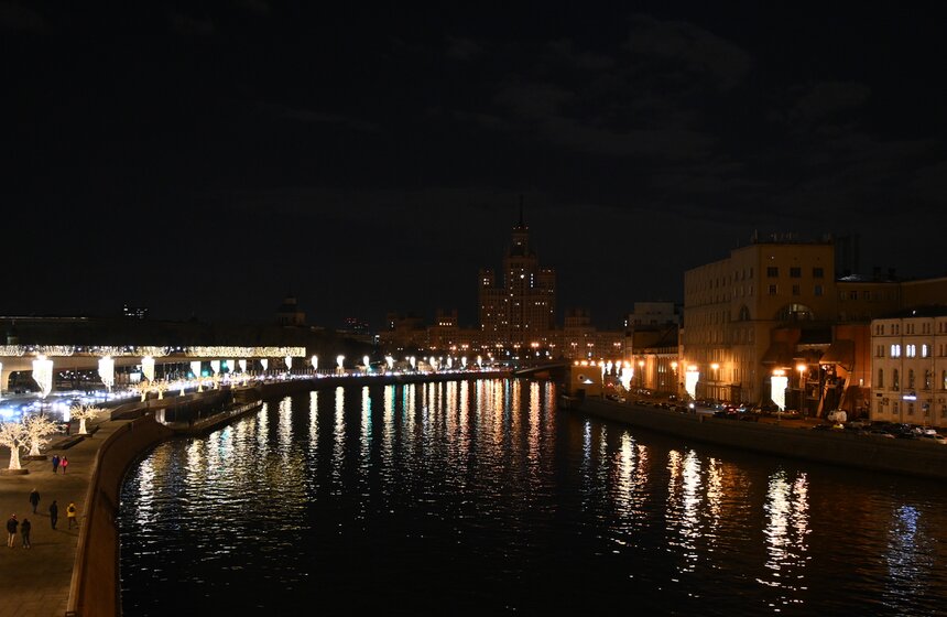 Акция "Час Земли" прошла в Москве 32 фото