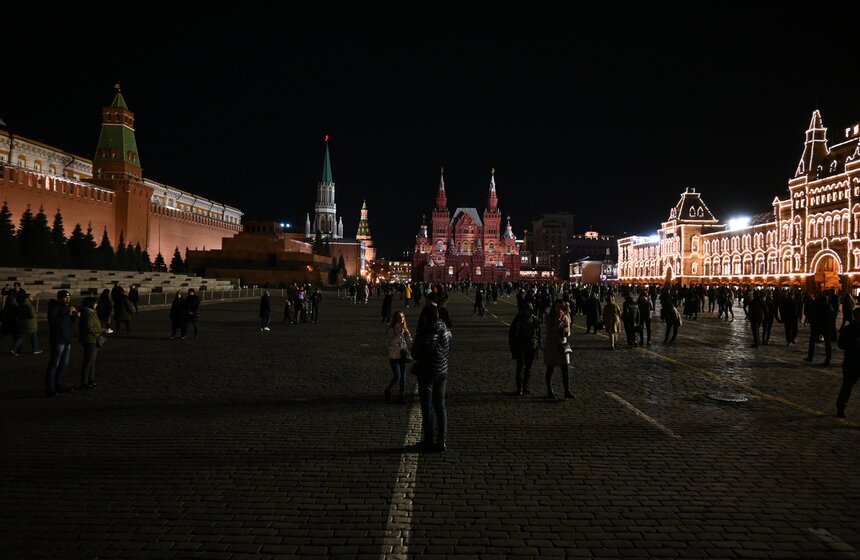 Акция "Час Земли" прошла в Москве 23 фото