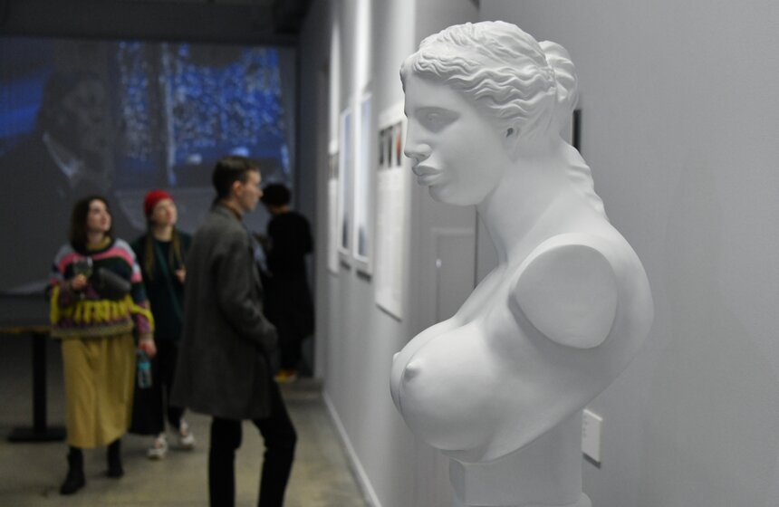 Выставку "Оптика Цеслера" представили в Москве 24 фото