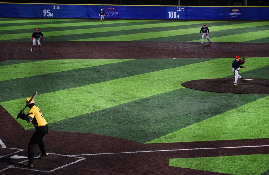 Матч "Русстар" – "Московские Волки" финальной серии ЧР по бейсболу прошел на RusStar Arena 17 фото