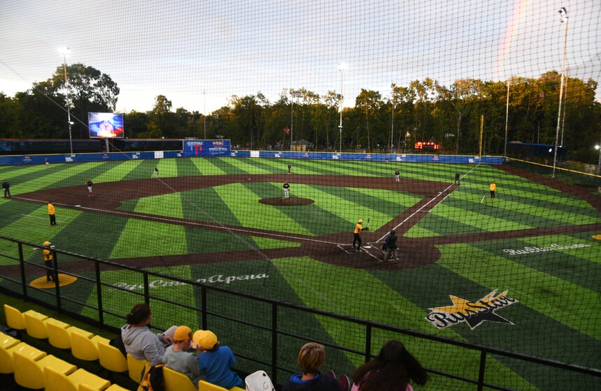 Матч "Русстар" – "Московские Волки" финальной серии ЧР по бейсболу прошел на RusStar Arena 4 фото