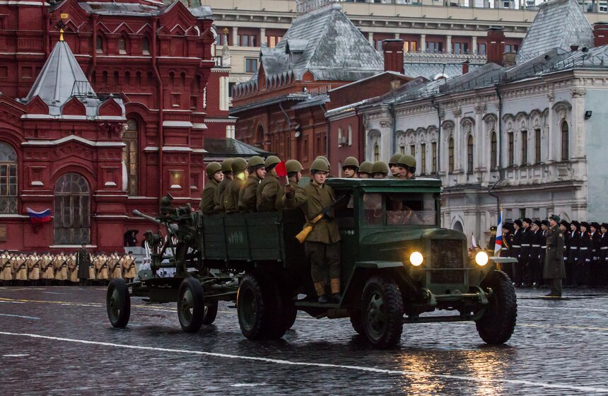 На Красной площади прошла репетиция парада 18 фото