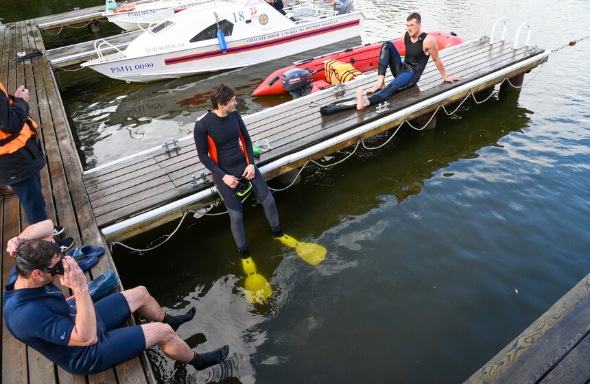 Первый день финала соревнований на звание лучшего спасателя Москвы прошел в Строгине 30 фото