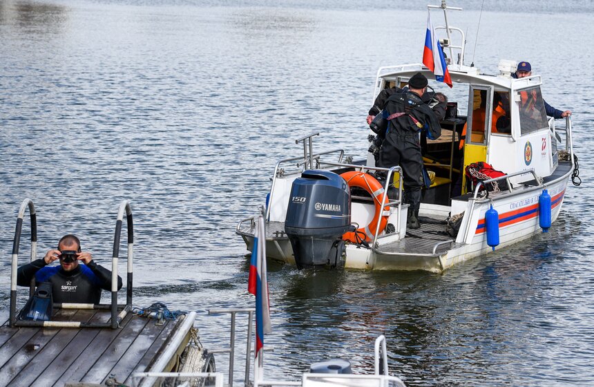 Первый день финала соревнований на звание лучшего спасателя Москвы прошел в Строгине 26 фото