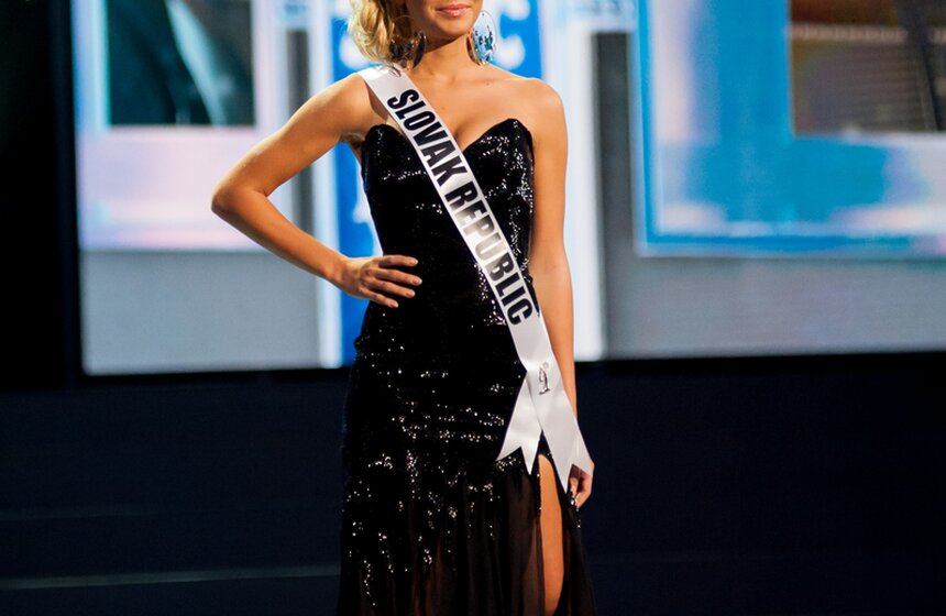 В Москве прошел полуфинал конкурса "Мисс Вселенная" 36 фото