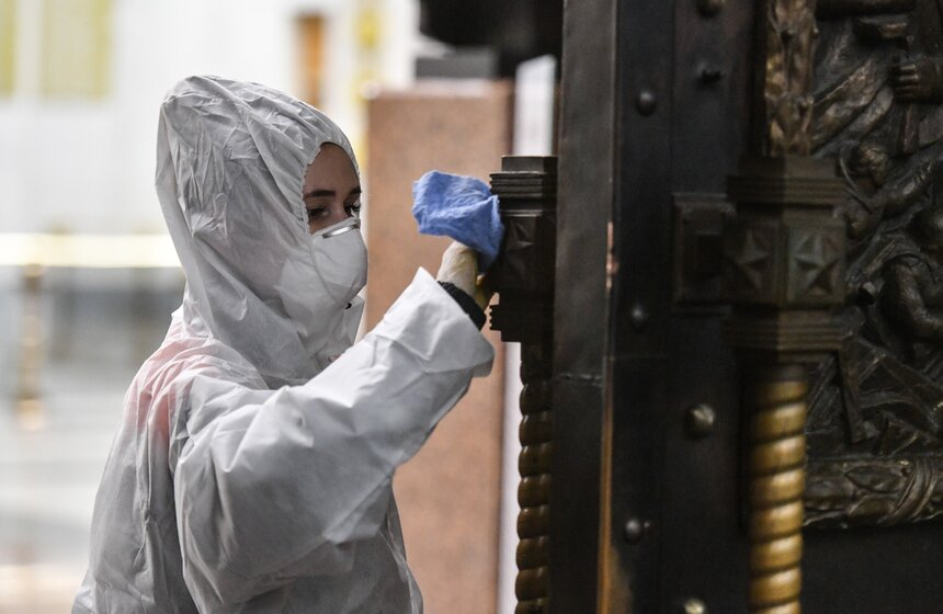 Дезинфекция залов прошла в Музее Победы на Поклонной горе 19 фото