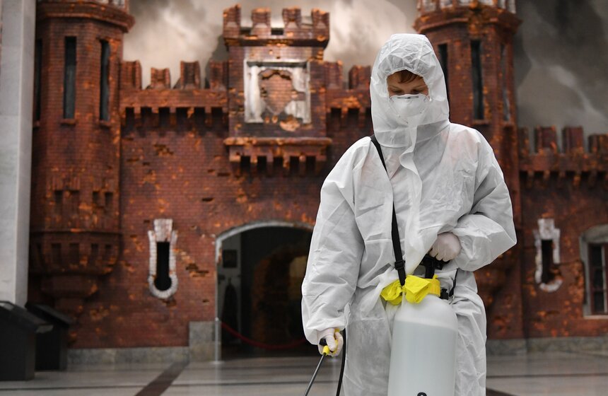 Дезинфекция залов прошла в Музее Победы на Поклонной горе 10 фото