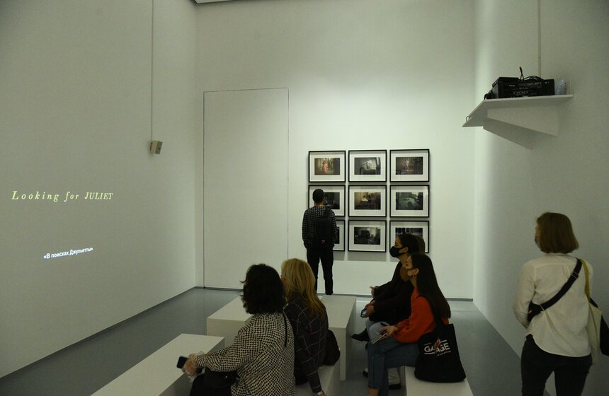 Календарь Pirelli представили в МАММ 22 фото