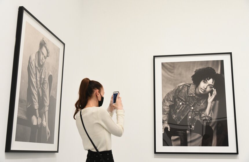 Календарь Pirelli представили в МАММ 9 фото