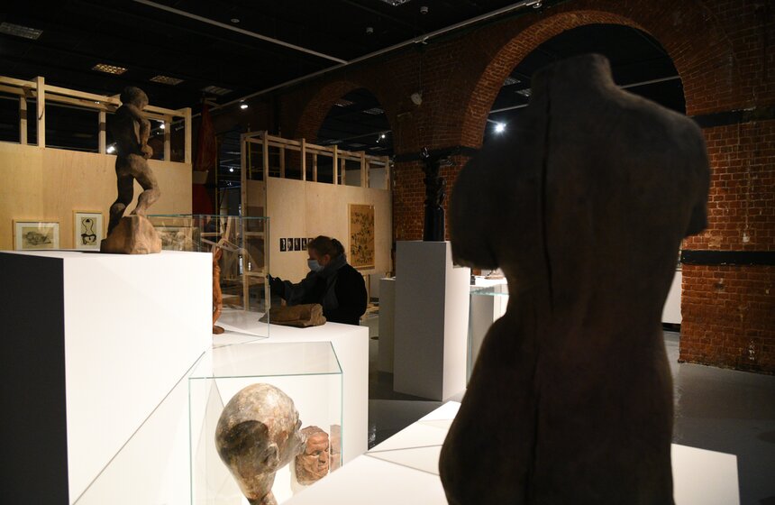 Кроме того, москвичи и гости столицы на экспозиции смогут увидеть образцы мебели и светильников