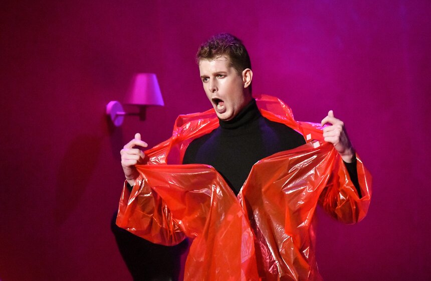 Режиссер – режиссер-постановщик телеканала Россия 1, преподаватель Российской академии музыки имени Гнесиных Сергей Широков