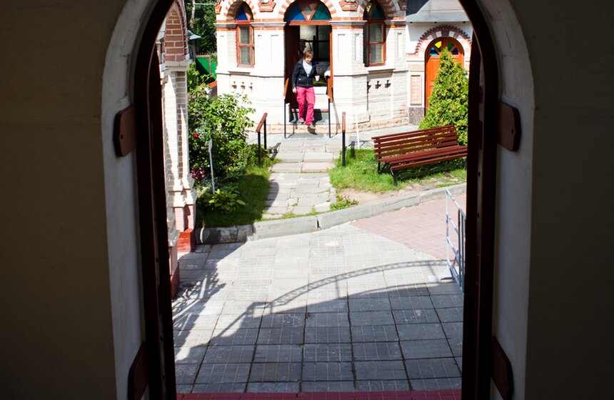 Церковь Никиты за Яузой: комплекс трех церквей и колокольни 12 фото