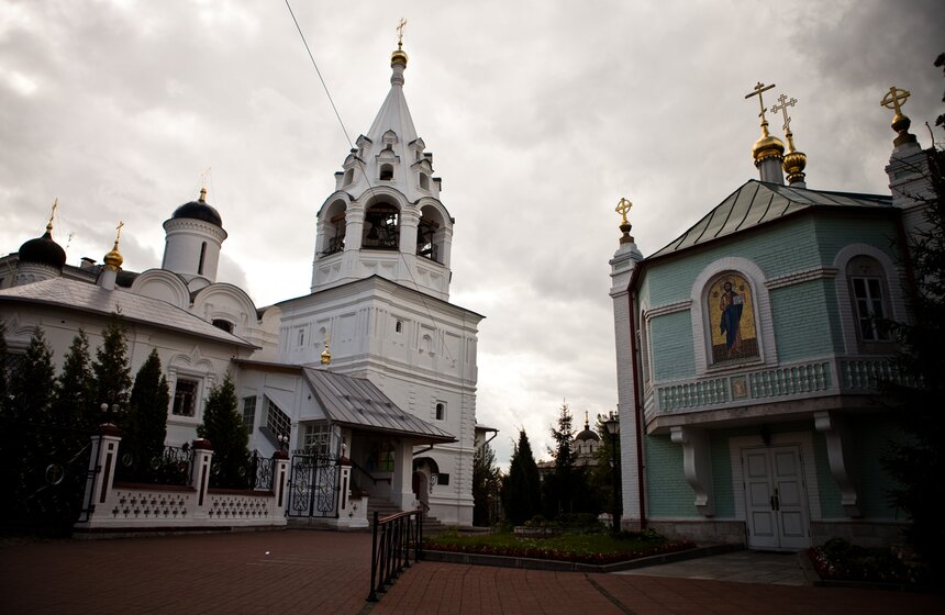 Церковь Никиты за Яузой: комплекс трех церквей и колокольни 18 фото