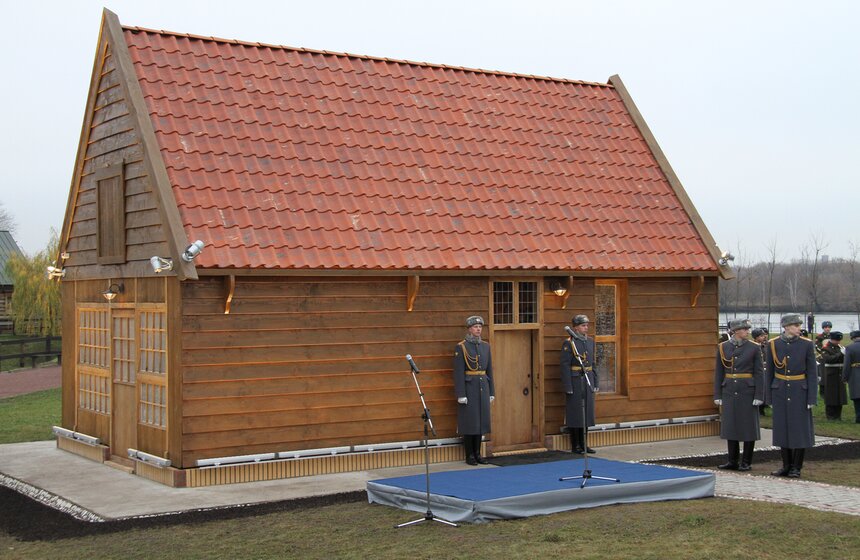 В "Коломенском" открыли голландский домик Петра Первого 1 фото