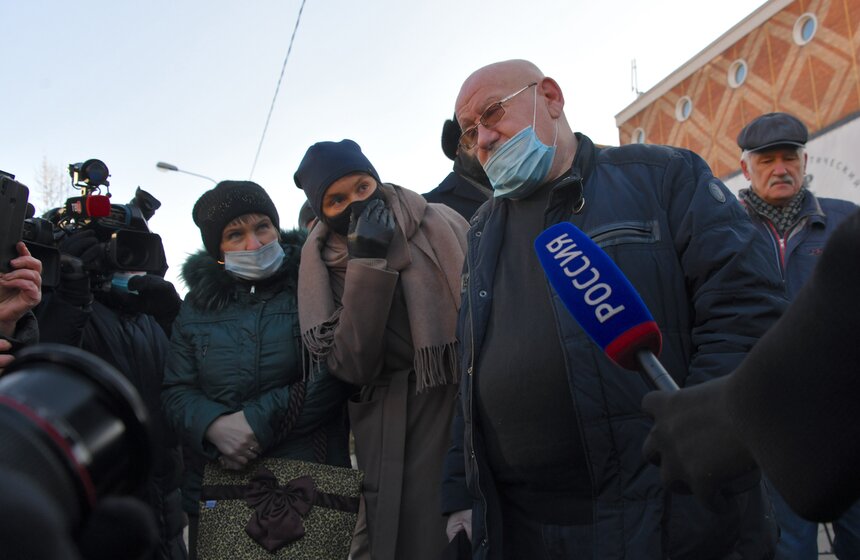 В Москве простились с Арменом Джигарханяном 8 фото