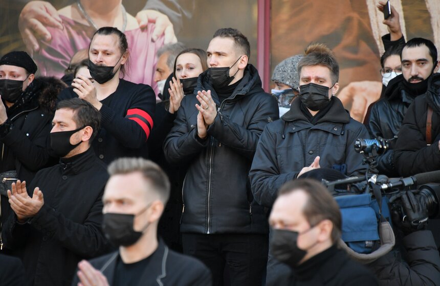 В Москве простились с Арменом Джигарханяном 25 фото