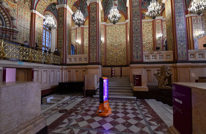 Робот провел дезинфекцию в Государственном историческом музее столицы 5 фото