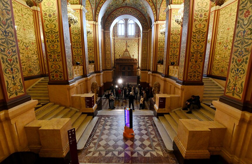 Робот провел дезинфекцию в Государственном историческом музее столицы 4 фото