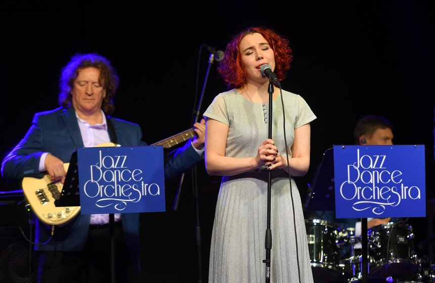 Концерт Jazz Dance Orchestra прошел в музее ретро-автомобилей в Москве 14 фото