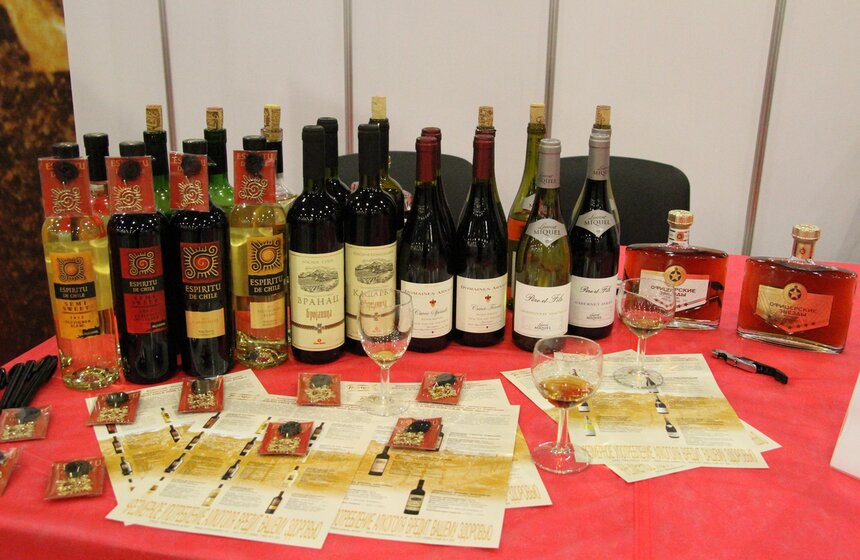 В "Крокус Экспо" открылась выставка-дегустация "Карта вин" 10 фото