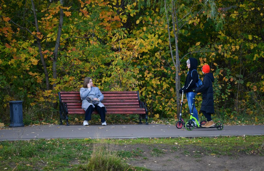 Заморозки приходят на смену теплой погоде в Москве 30 фото