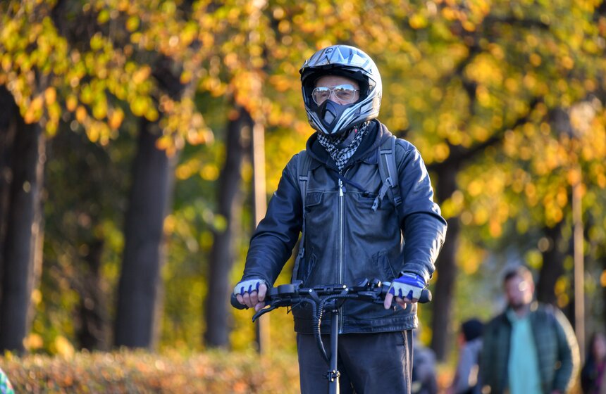 Заморозки приходят на смену теплой погоде в Москве 43 фото