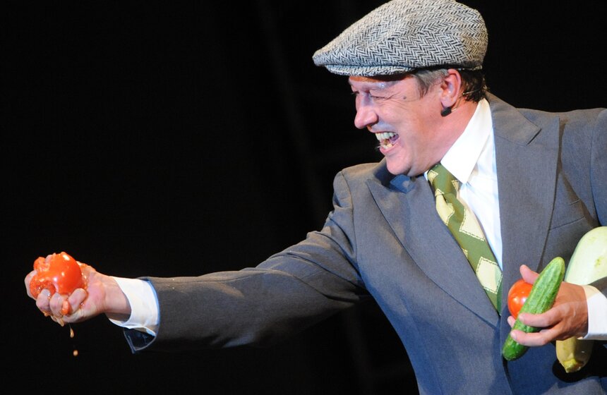 Михаил Ефремов отметит 50-летие на сцене 10 фото