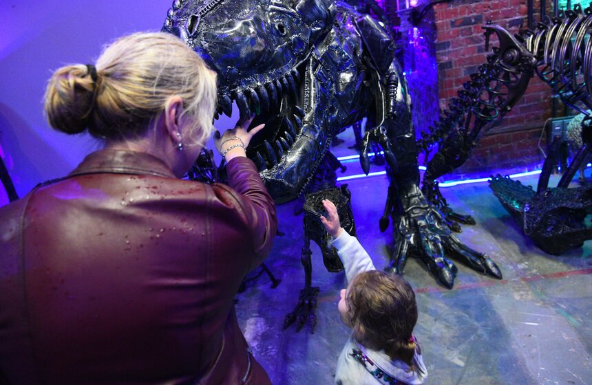 В Москве открылся Музей Восстания Машин 25 фото