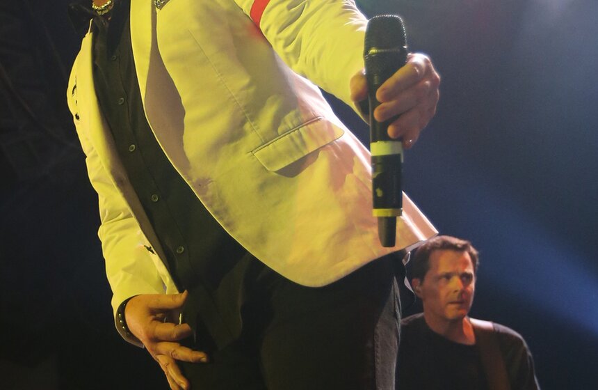 В Москве прошел концерт панк-рокеров The Offspring 11 фото