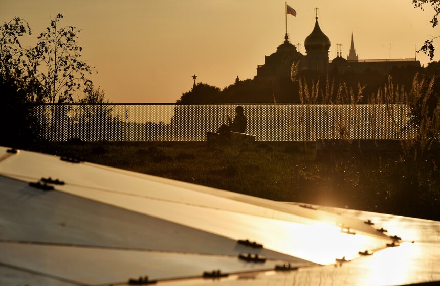 В Москву пришло бабье лето 26 фото