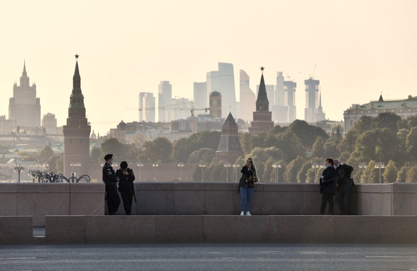 В Москву пришло бабье лето 21 фото