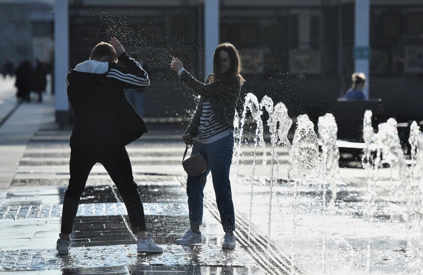 В Москву пришло бабье лето 18 фото