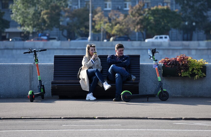 В Москву пришло бабье лето 10 фото