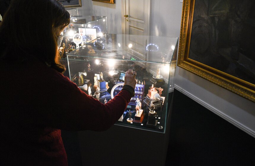 Музей военной формы представил выставку "Сквозь времена" 18 фото