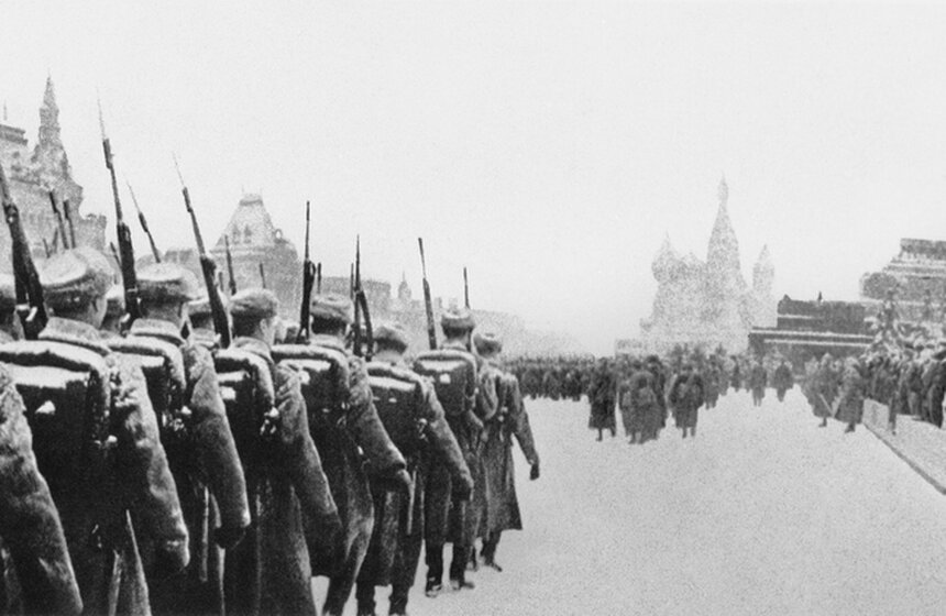 Парад 7 ноября 1941 в москве
