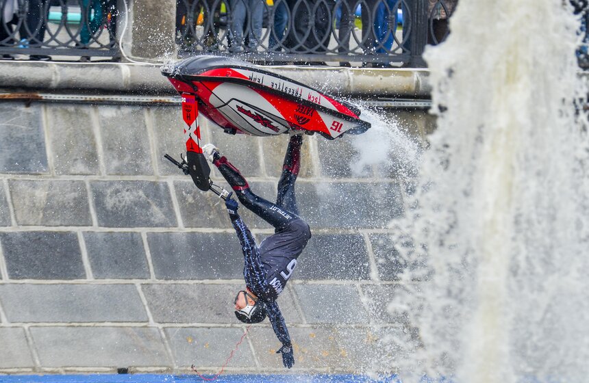 Первый фестиваль водных видов спорта прошел в Москве 32 фото